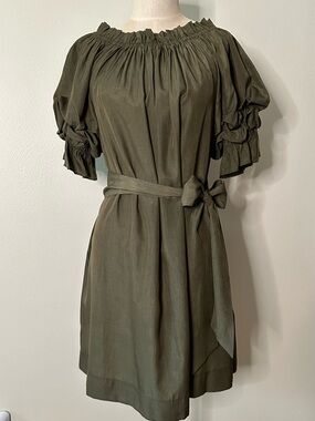 NWT Mersea Tulum Ruffle popover dress in olive green size Small.  Fabric belt.
